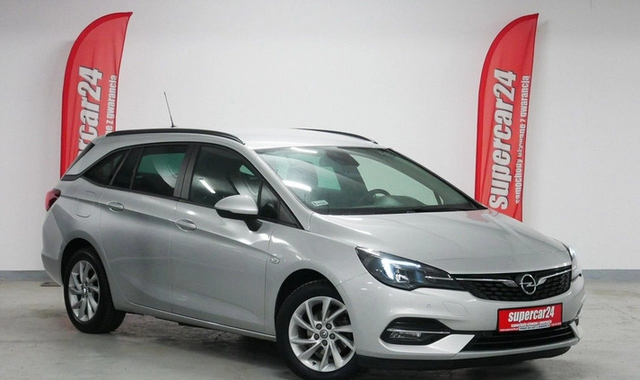 Opel Astra cena 41900 przebieg: 150000, rok produkcji 2020 z Koronowo małe 781